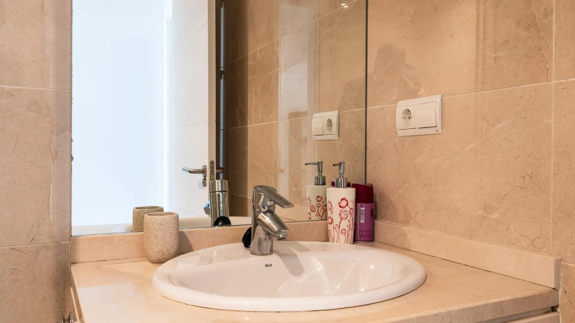 Beautiful Apartment With View Ojén