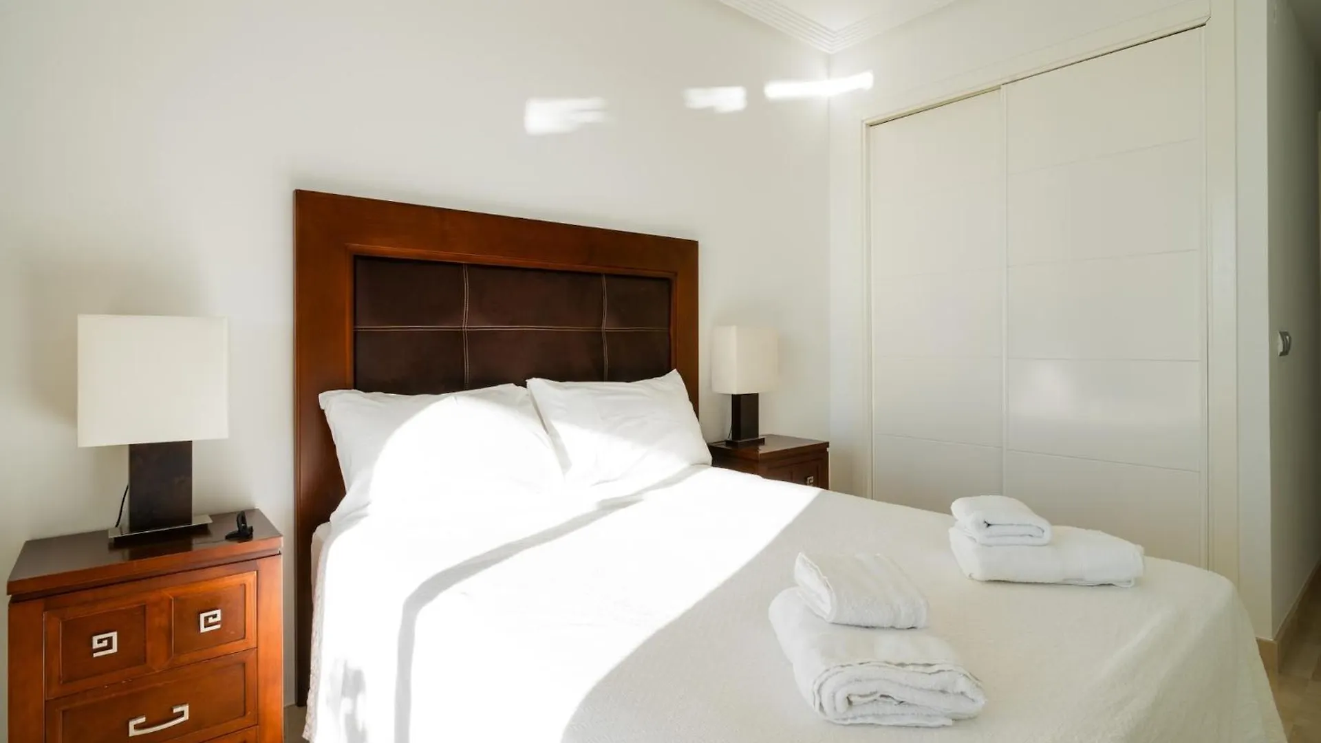 Beautiful Apartment With View Ojen Spain