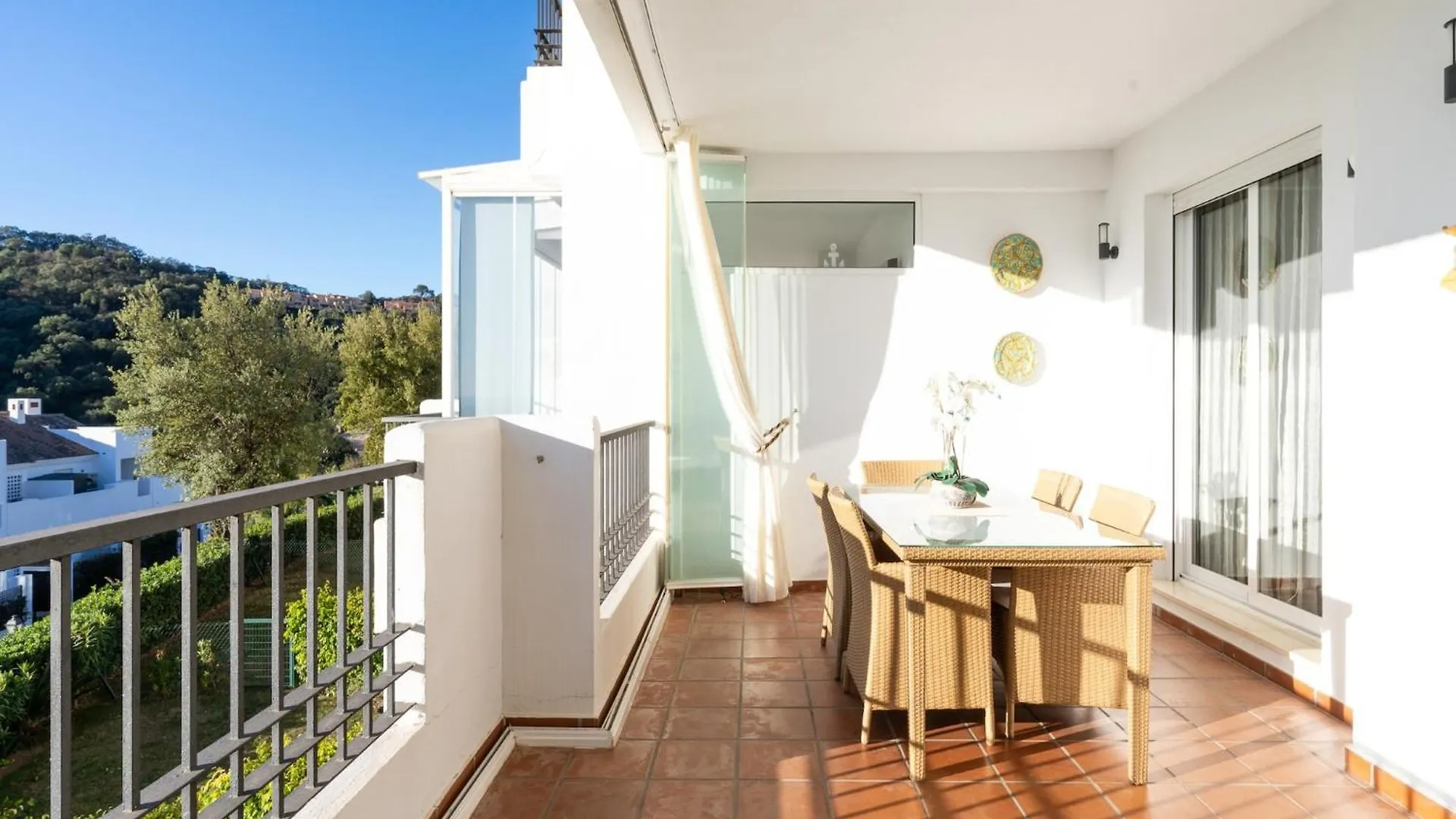 Beautiful Apartment With View Ojen