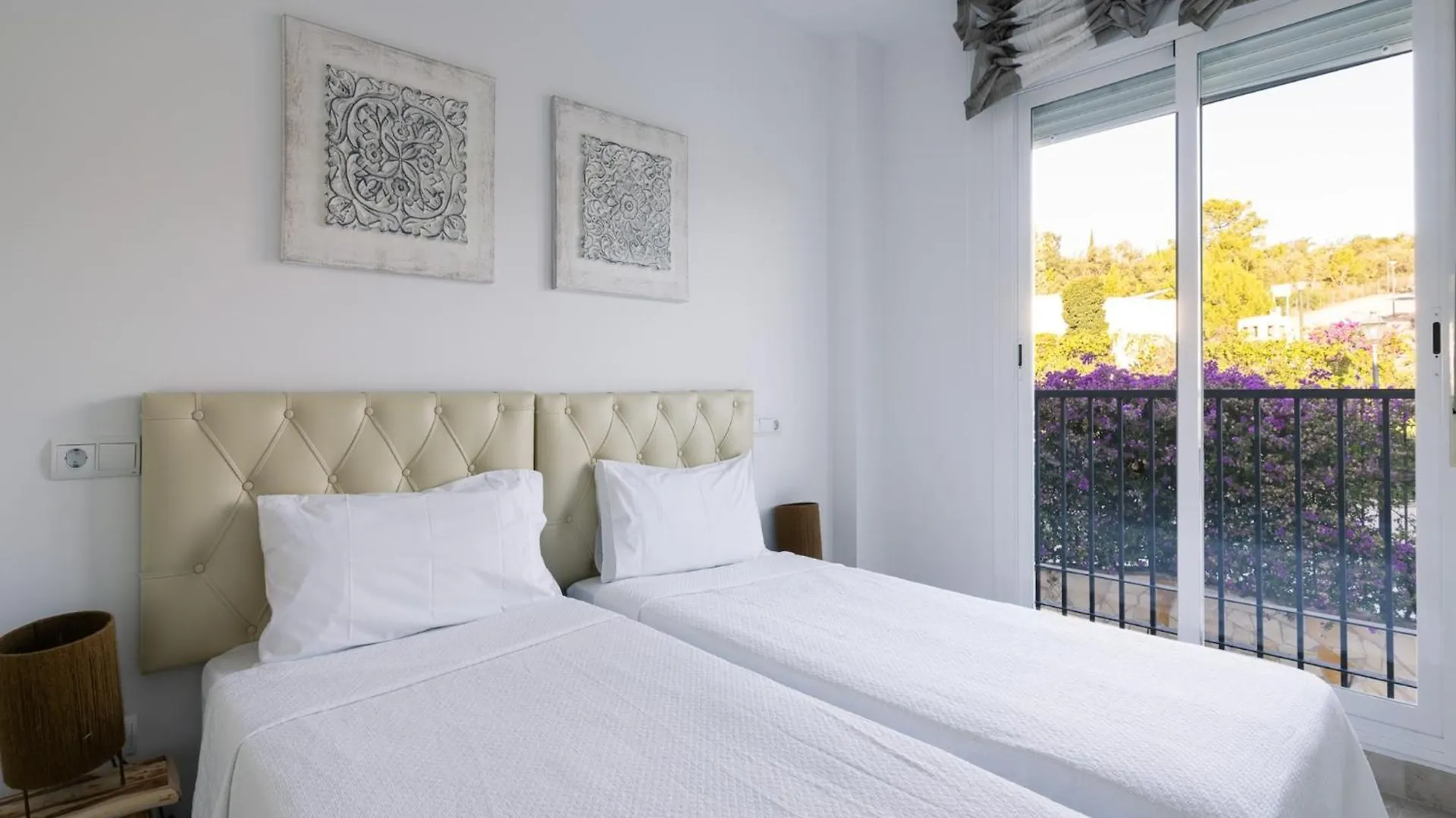 Beautiful Apartment With View Ojen Spain